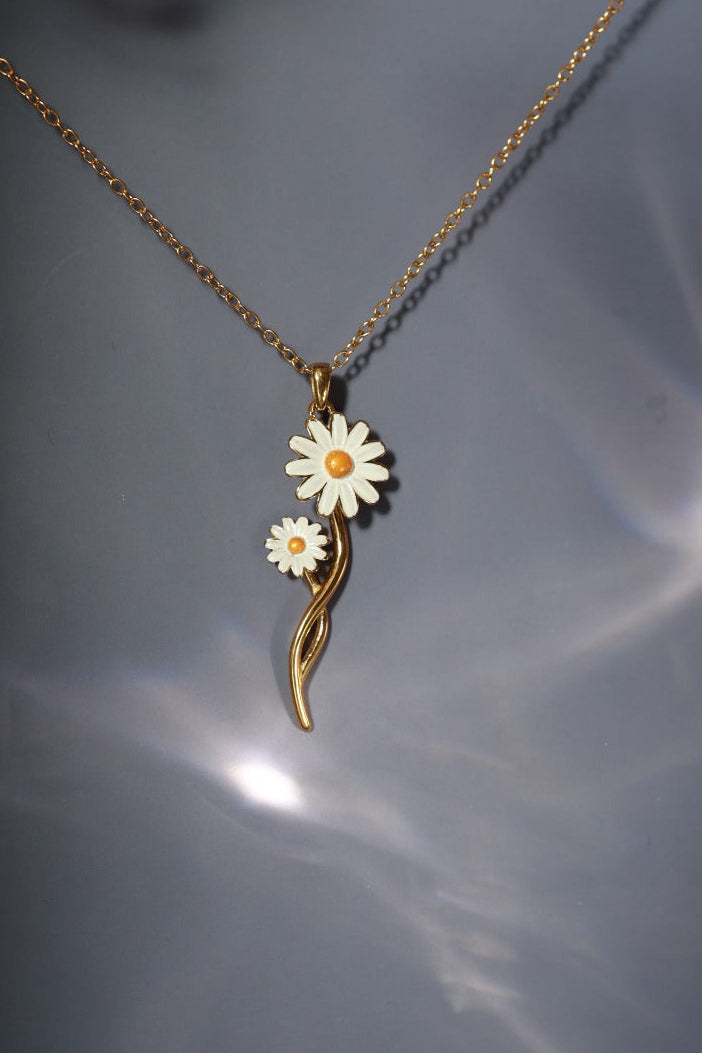 Necklace "Immortal Chamomile" - Dia & Co Jewelry