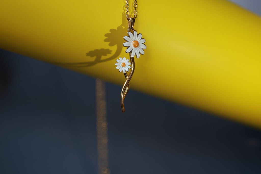 Necklace "Immortal Chamomile" - Dia & Co Jewelry